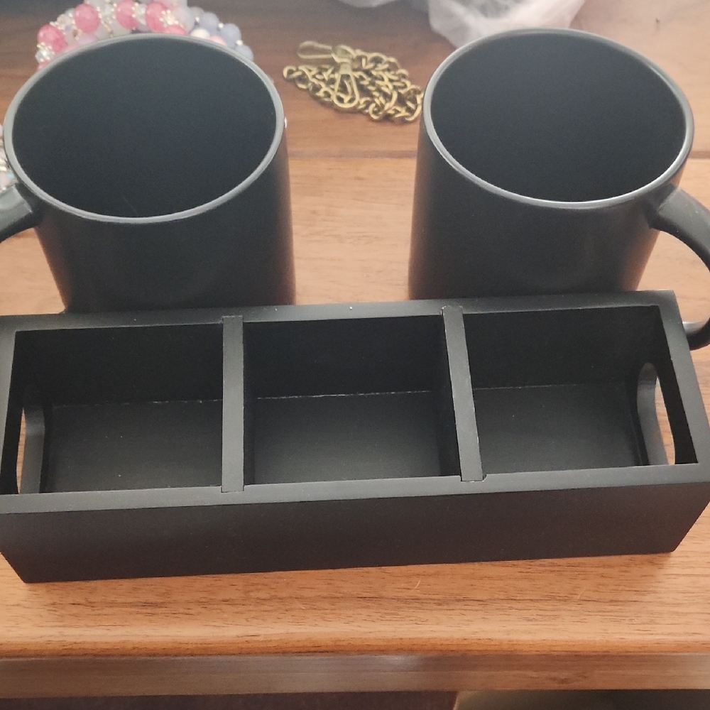 Collective Concepts Black Mug Set with Organizer